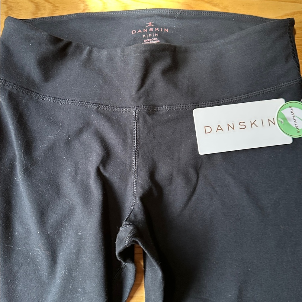 Danskin Black Legging capris - Women's M